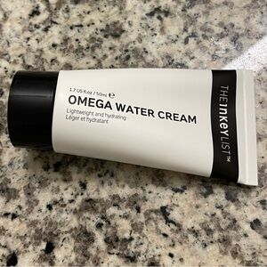 The Inkey List Omega Water Cream